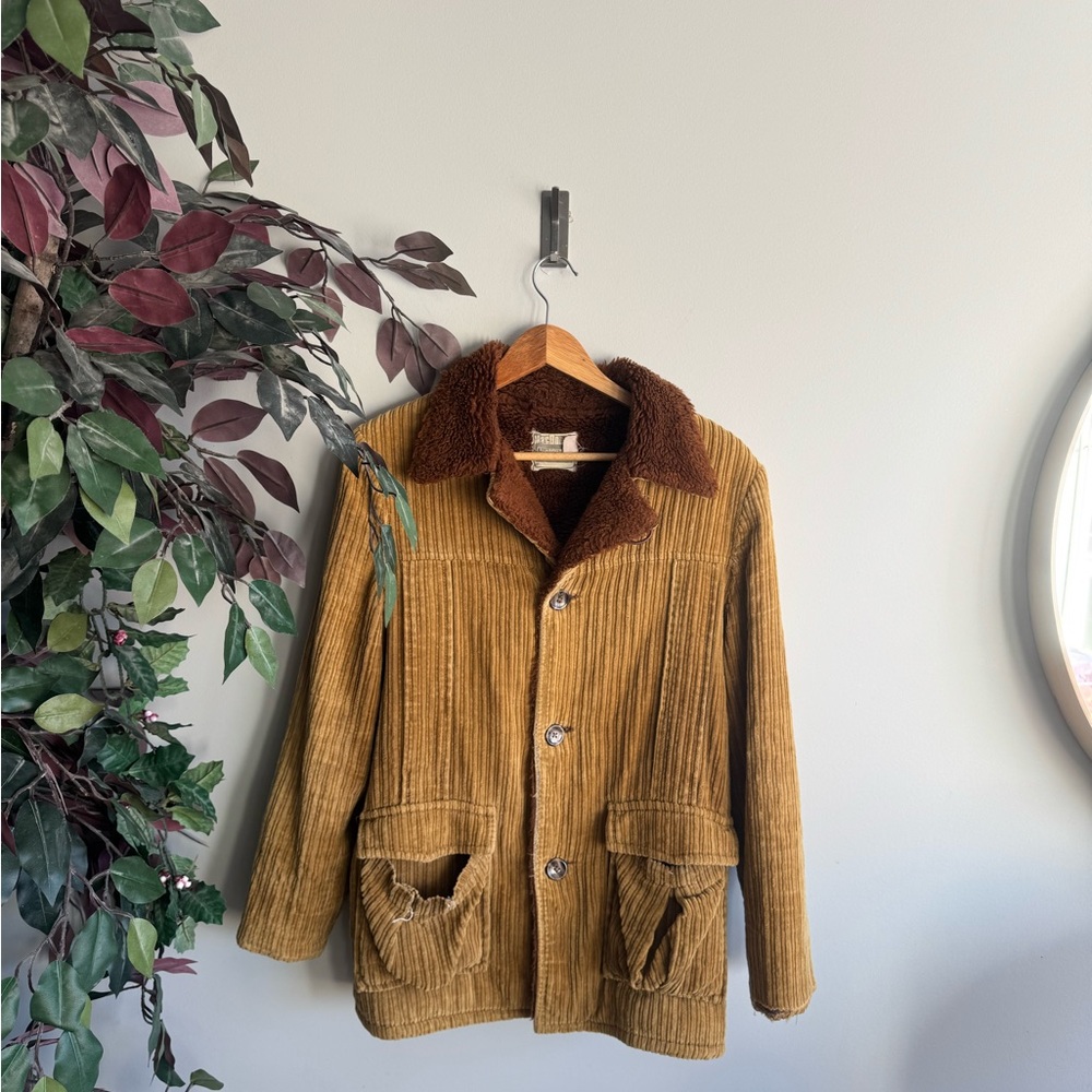 Cozy Tan Teddy corduroy Jacket for Women (unisex) - Picture 9 of 9